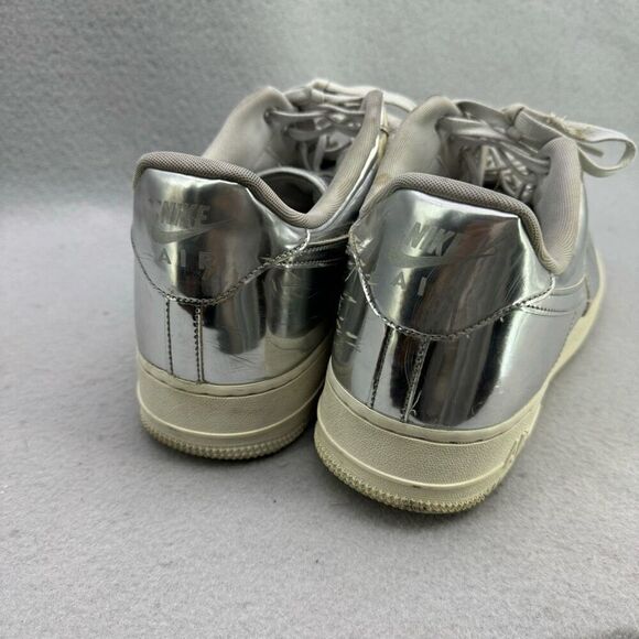 Nike Mens Silver Air Force 1 SP Liquid Metal Metallic Chrome Athletic Sneaker Sh - Picture 3 of 11